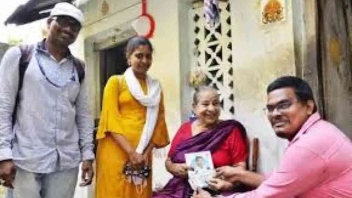 వాలంటీర్లకు ఏపీ ప్రభుత్వం గుడ్ న్యూస్.. వలంటీర్ల‌ను వదలుకోబోమన్న సీఎం చంద్రబాబు
