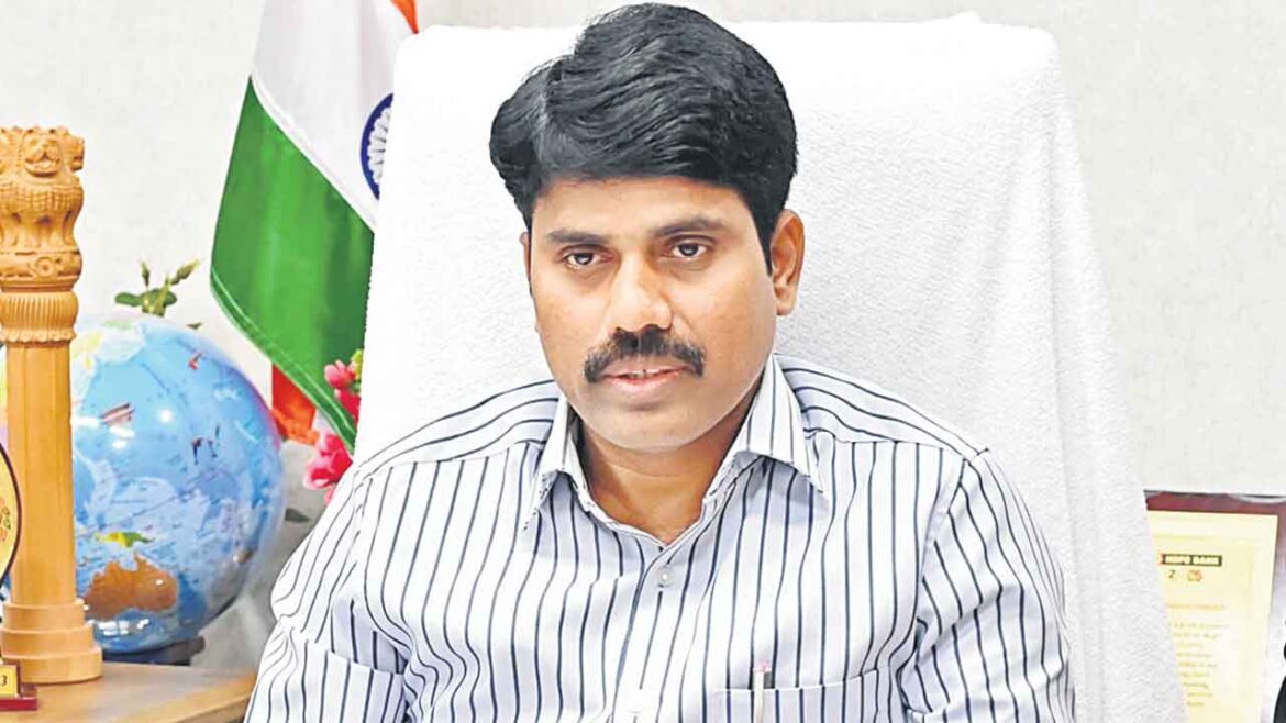 ఈవీఎంల భద్రతపై కలెక్టర్ నారాయణరెడ్డి నారాయణరెడ్డి
