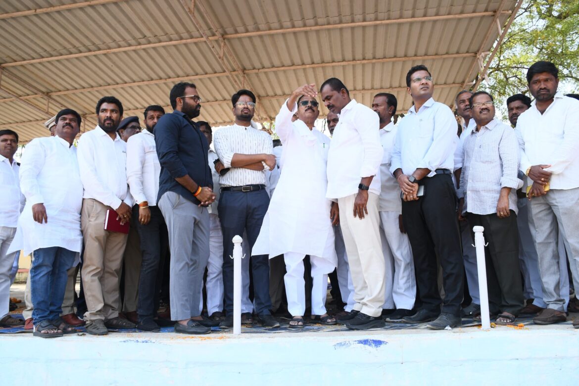 ముఖ్యమంత్రి పర్యటన ఏర్పాట్లను ఏర్పాట్లను ఎంపీ, కలెక్టర్
