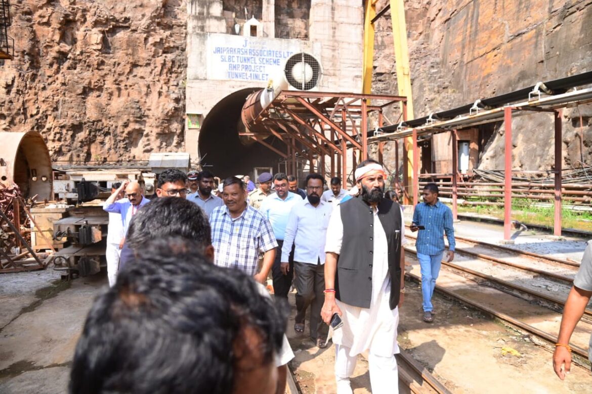 శ్రీశైలం ఎస్ఎల్బీసీ టన్నెల్ లో 8 మంది మంది
