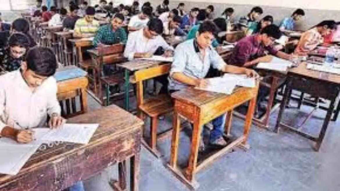 ఇకపై డిగ్రీలో రెండు రెండు సబ్జెక్టులు .. అధ్యయనానికి కమిటీ ఏర్పాటు.!
