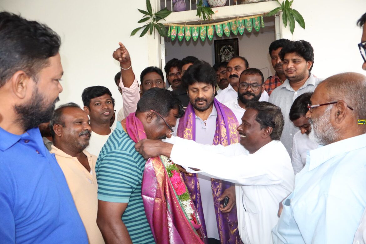 రామగుండం లారీ లారీ యజమానుల సంఘం అధ్యక్షుడిగా మళ్లీ కుందూరు శ్రీనివాస్ రెడ్డి
